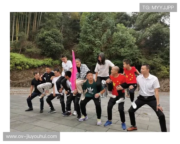 黄山市足球最强高中生崭露头角 持续突破挑战成就非凡梦想